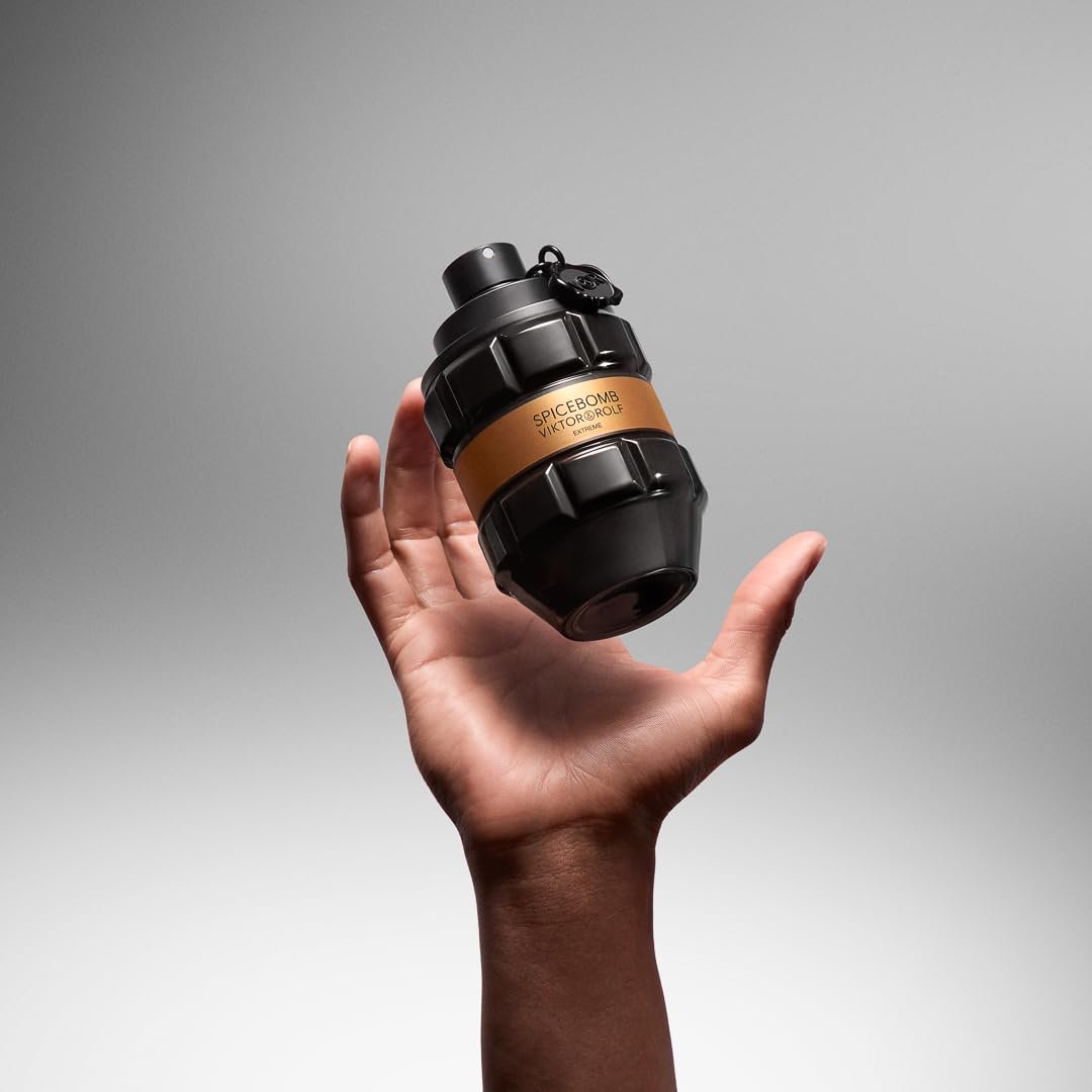 Viktor&Rolf Spicebomb Extreme Eau de Parfum for Men – Woody Amber Fragrance, 90 ml - Image 3